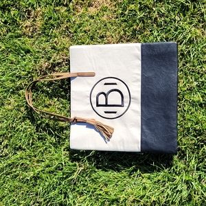 Mud Pie Cream & Black Purse  NWOT